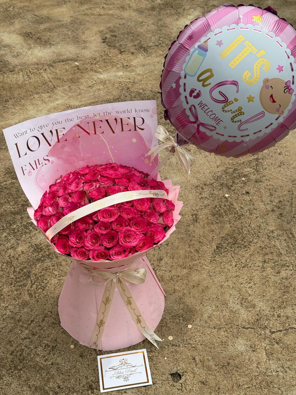 VelvetRose GiftBox